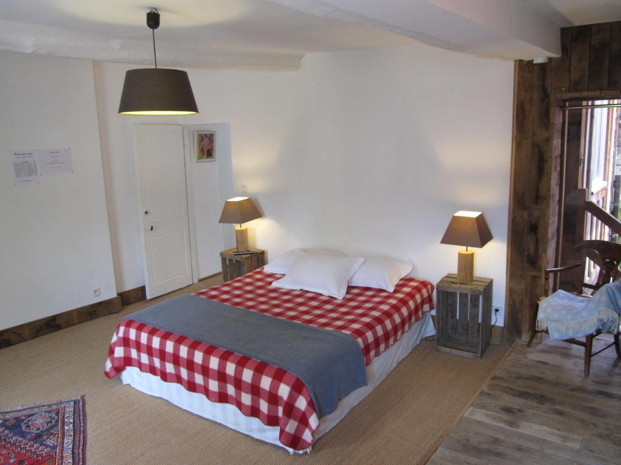Chambres D'Hotes A L'Ecole Buissonniere Онфльор Екстериор снимка